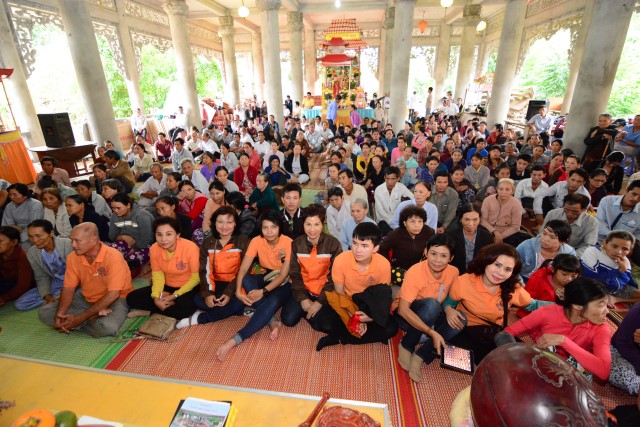 Quỹ Đạo Phật Ngày Nay: Hơn 1,5 tỷ đồng hỗ trợ nạn nhân chất độc da cam và xây dựng chùa tại Quảng Ngãi