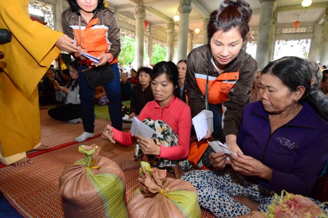 Quỹ Đạo Phật Ngày Nay: Hơn 1,5 tỷ đồng hỗ trợ nạn nhân chất độc da cam và xây dựng chùa tại Quảng Ngãi
