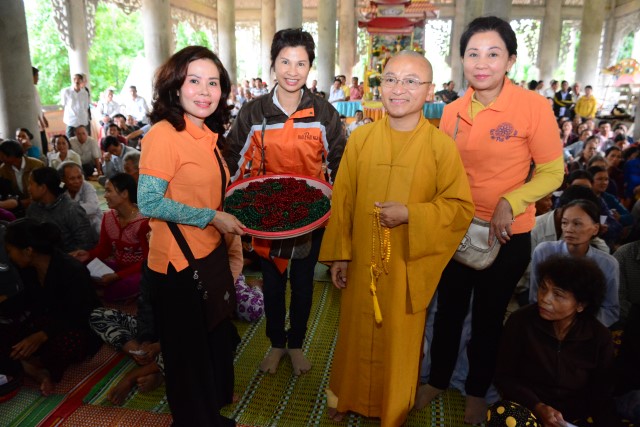 Quỹ Đạo Phật Ngày Nay: Hơn 1,5 tỷ đồng hỗ trợ nạn nhân chất độc da cam và xây dựng chùa tại Quảng Ngãi