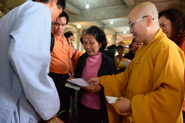 Quỹ Đạo Phật Ngày Nay: Hơn 1,5 tỷ đồng hỗ trợ nạn nhân chất độc da cam và xây dựng chùa tại Quảng Ngãi