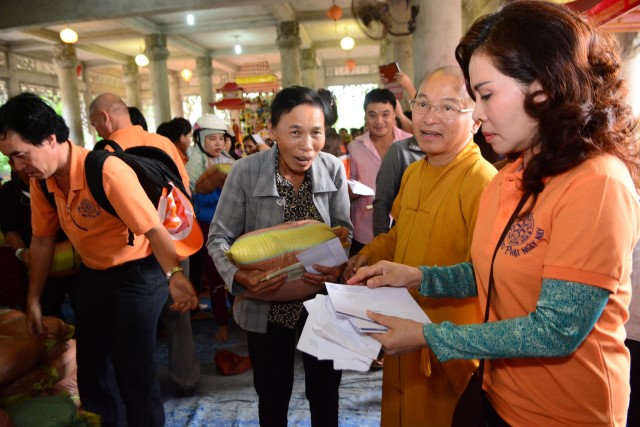 Quỹ Đạo Phật Ngày Nay: Hơn 1,5 tỷ đồng hỗ trợ nạn nhân chất độc da cam và xây dựng chùa tại Quảng Ngãi