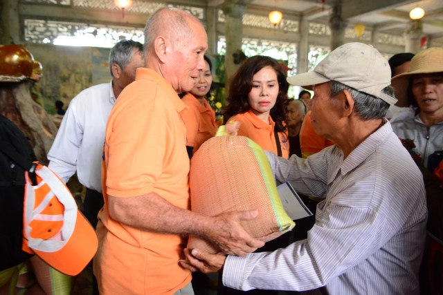 Quỹ Đạo Phật Ngày Nay: Hơn 1,5 tỷ đồng hỗ trợ nạn nhân chất độc da cam và xây dựng chùa tại Quảng Ngãi