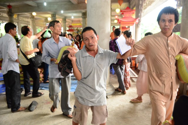 Quỹ Đạo Phật Ngày Nay: Hơn 1,5 tỷ đồng hỗ trợ nạn nhân chất độc da cam và xây dựng chùa tại Quảng Ngãi
