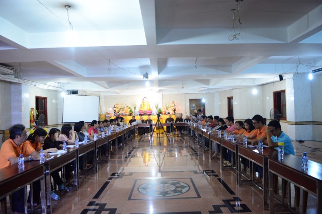 Họp mặt nhóm phụng sự viên chùa Giác Ngộ lần thứ nhất