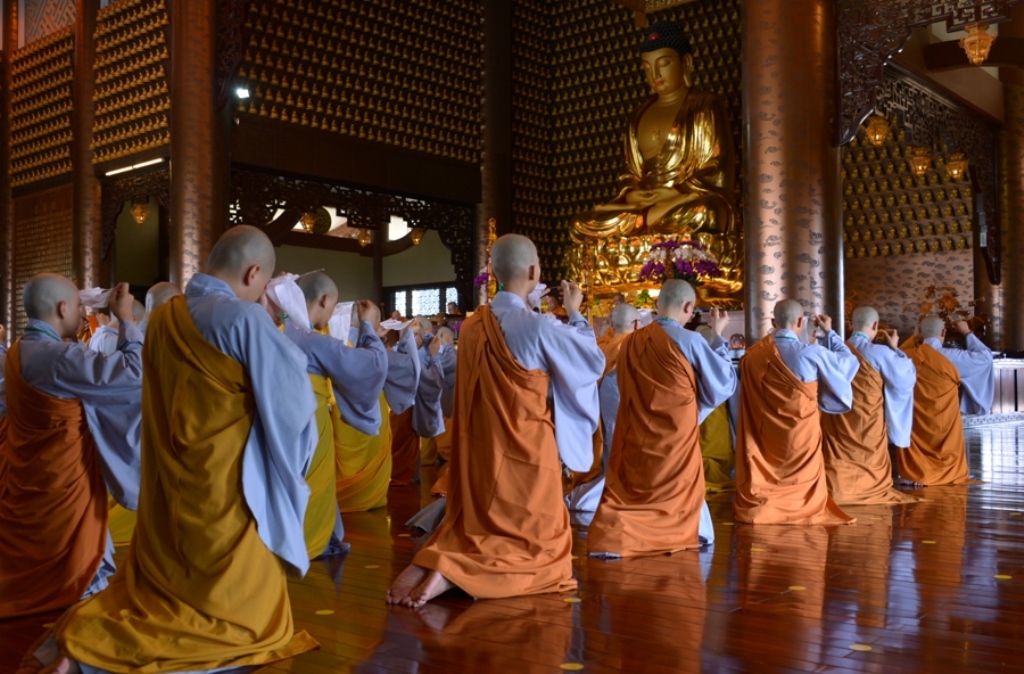 Giới trường Huê Nghiêm: Tấn đàn truyền giới Sa-di