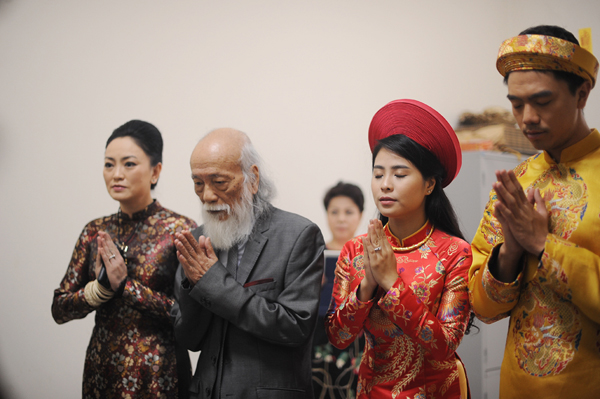 Vợ chồng Kiều Anh làm lễ Hằng thuận