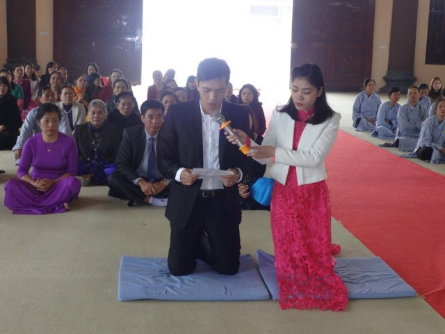 Thanh Hóa: Hai đôi tân hôn về Thiền Viện Trúc Lâm Hàm Rồng làm lễ hằng thuận