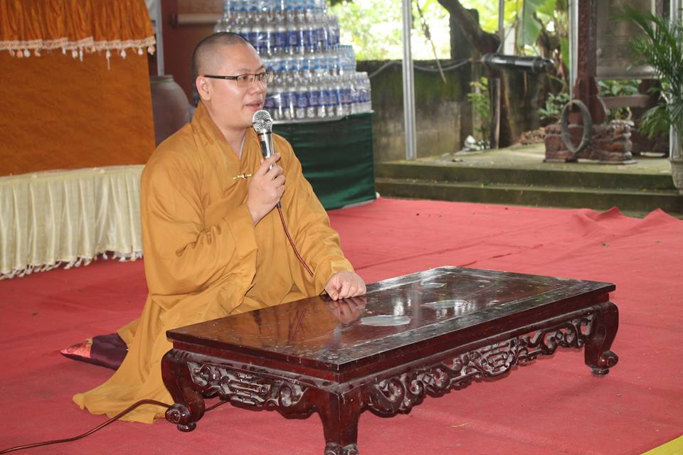 Thanh Hóa: Các cháu Mầm Non về chùa học Phật