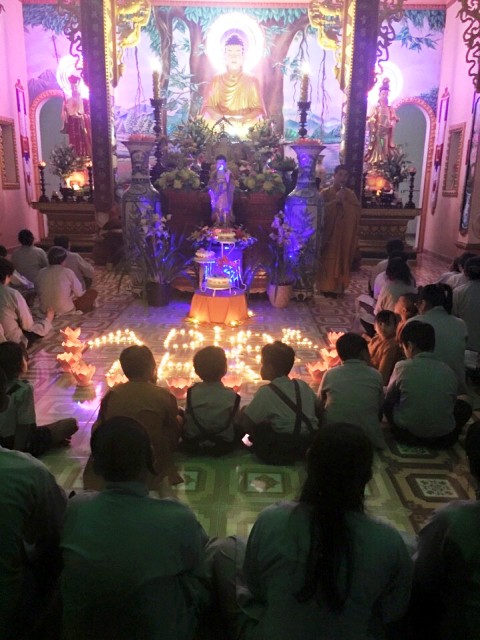 Khánh Hòa: Chùa Phổ Thiện đêm Hoa đăng vía Phật A Di Đà