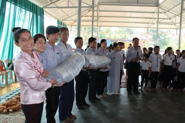 Quỹ Đạo Phật Ngày Nay: Hơn 1,5 tỷ đồng hỗ trợ nạn nhân chất độc da cam và xây dựng chùa tại Quảng Ngãi