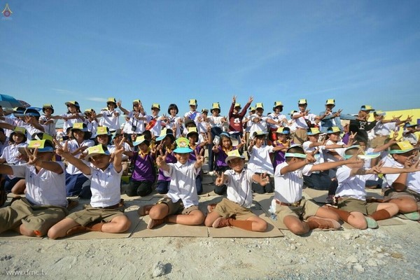 Thái Lan: Chùm ảnh diễu hành quanh Phố phường dịp kỷ niệm ngày Phật Thành đạo