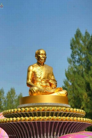 Thái Lan: Hình ảnh Tu viện Wat Phra Dhammakaya tổ chức cuộc Hành hương vì hòa bình