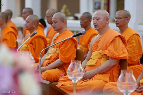Thái Lan: Hình ảnh Tu viện Wat Phra Dhammakaya tổ chức cuộc Hành hương vì hòa bình