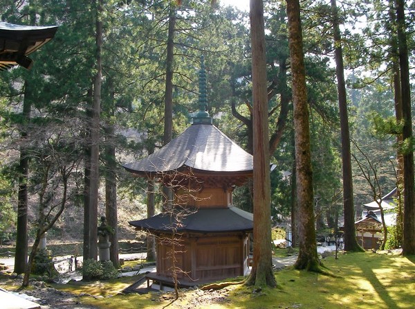 Ngôi Già lam Eihei, một trong hai Tổ đình dòng Thiền Tào Động Phật Giáo Nhật Bản