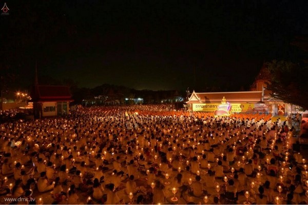 Thái Lan: Hình ảnh Tu viện Wat Phra Dhammakaya tổ chức cuộc Hành hương vì hòa bình