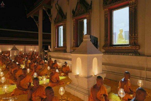 Thái Lan: Hình ảnh Tu viện Wat Phra Dhammakaya tổ chức cuộc Hành hương vì hòa bình