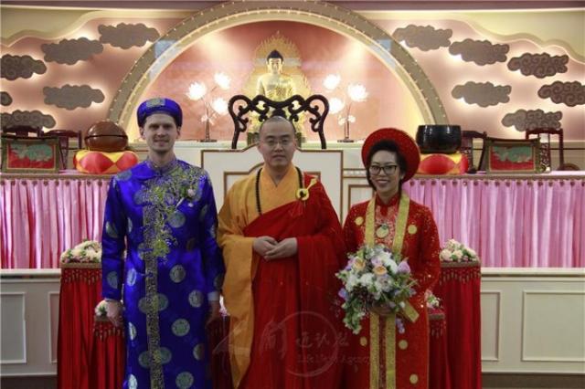 Hoa Kỳ: Phật hóa Hôn nhân Mỹ - Việt tại Tây Lai Tự