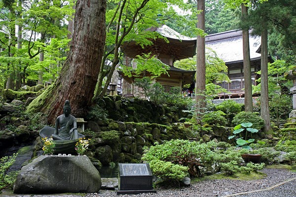 Ngôi Già lam Eihei, một trong hai Tổ đình dòng Thiền Tào Động Phật Giáo Nhật Bản