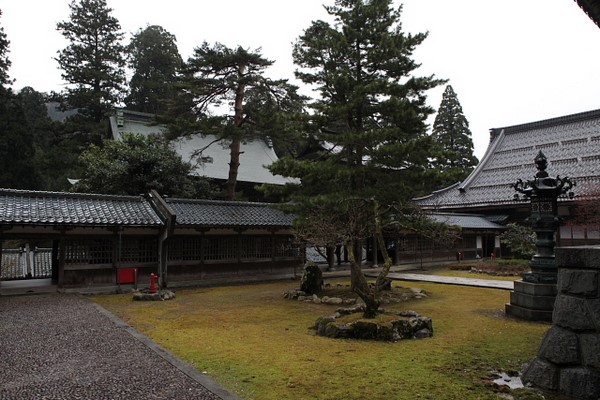 Ngôi Già lam Eihei, một trong hai Tổ đình dòng Thiền Tào Động Phật Giáo Nhật Bản