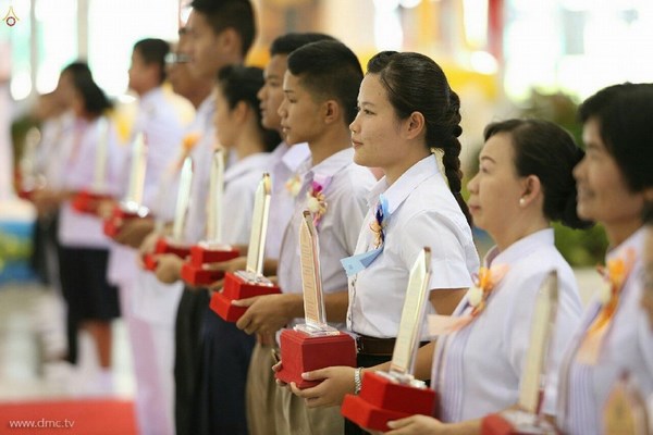 Thái Lan: Chùm ảnh thiêng liêng lễ Magha Puja tại tu viện Wat Dhammakaya