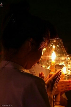 Thái Lan: Chùm ảnh thiêng liêng lễ Magha Puja tại tu viện Wat Dhammakaya