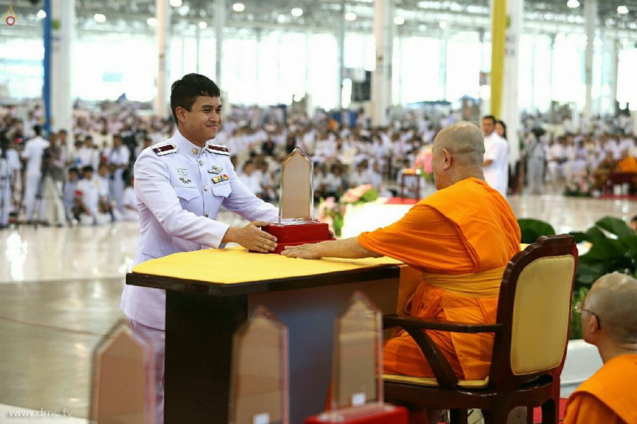 Thái Lan: Chùm ảnh thiêng liêng lễ Magha Puja tại tu viện Wat Dhammakaya