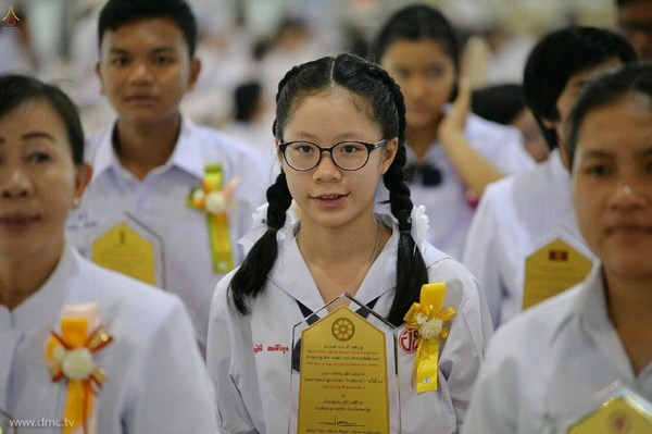 Thái Lan: Chùm ảnh thiêng liêng lễ Magha Puja tại tu viện Wat Dhammakaya