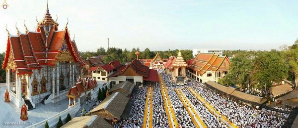 Thái Lan: Chùm ảnh diễu hành quanh Phố phường dịp kỷ niệm ngày Phật Thành đạo