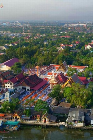 Thái Lan: Chùm ảnh diễu hành quanh Phố phường dịp kỷ niệm ngày Phật Thành đạo