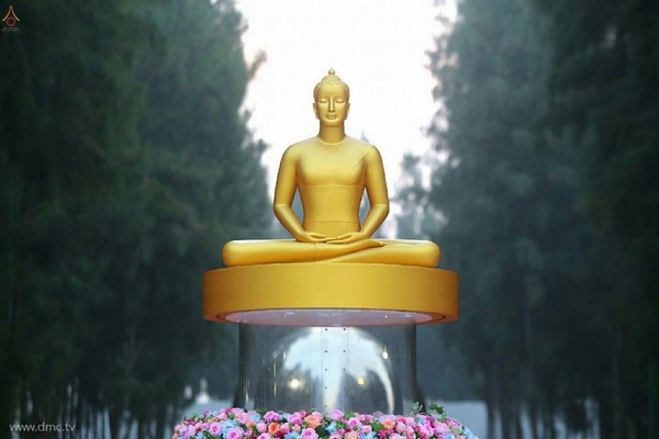 Thái Lan: Hình ảnh Tu viện Wat Phra Dhammakaya tổ chức cuộc Hành hương vì hòa bình