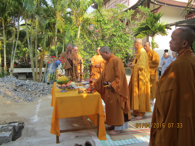 Lễ đặt đá xây dựng gác chuông chùa Linh Quang