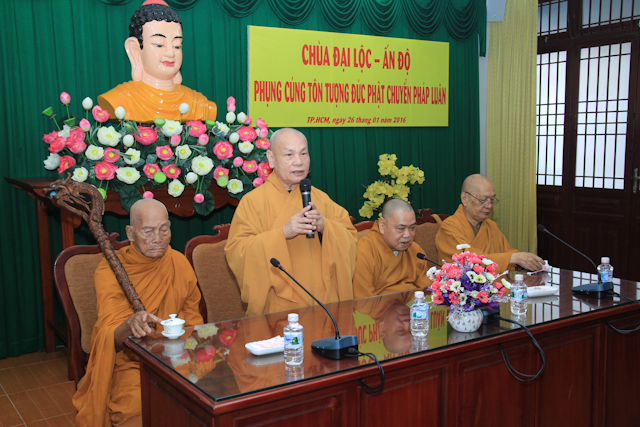 Chùa Đại Lộc - Ấn Độ cúng dường tôn tượng Phật Bổn Sư đến Văn Phòng 2 Trung Ương