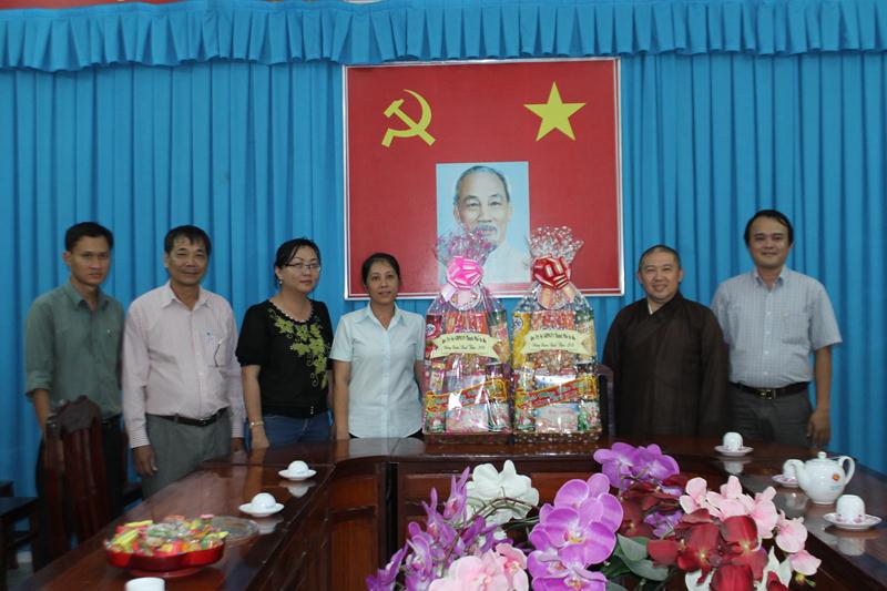 Phật Giáo Sa Đéc: Chúc Tết Lãnh Đạo Thành Phố