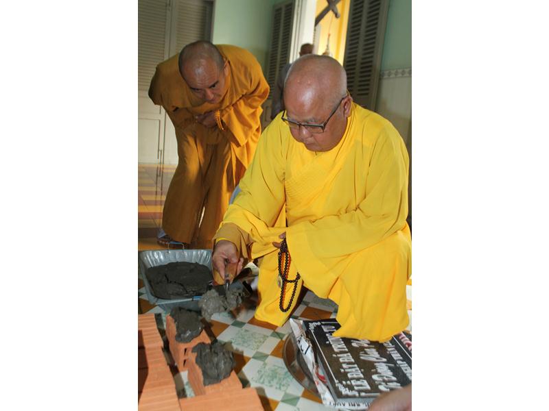 Phật Giáo Sa Đéc: Đặt Đá Xây Dựng Nhà Tổ Ni - Chùa Phước Huệ