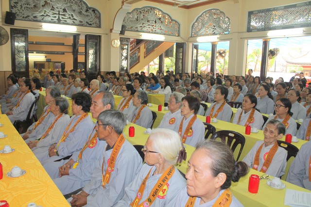 TP.Hồ Chí Minh: Quan Âm Tu Viện tổng kết phật sự 2015