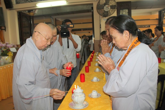TP.Hồ Chí Minh: Quan Âm Tu Viện tổng kết phật sự 2015
