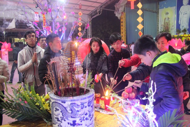 Thái Bình: Không khí đón xuân tại chùa Từ Xuyên