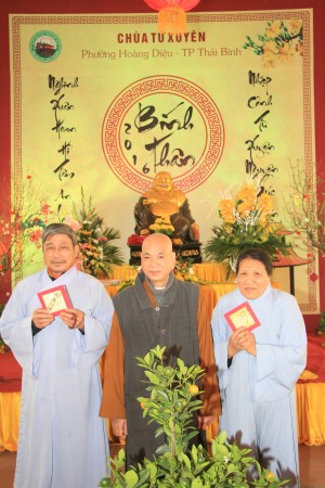 Thái Bình: Không khí đón Xuân tại chùa Từ Xuyên trong ngày Mồng Một Tết