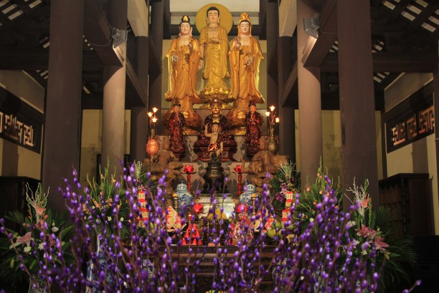 Thái Bình: Không khí đón Xuân tại chùa Từ Xuyên trong ngày Mồng Một Tết