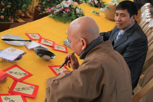 Thái Bình: Không khí đón Xuân tại chùa Từ Xuyên trong ngày Mồng Một Tết