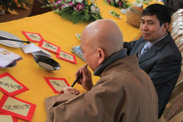 Thái Bình: Không khí đón Xuân tại chùa Từ Xuyên trong ngày Mồng Một Tết