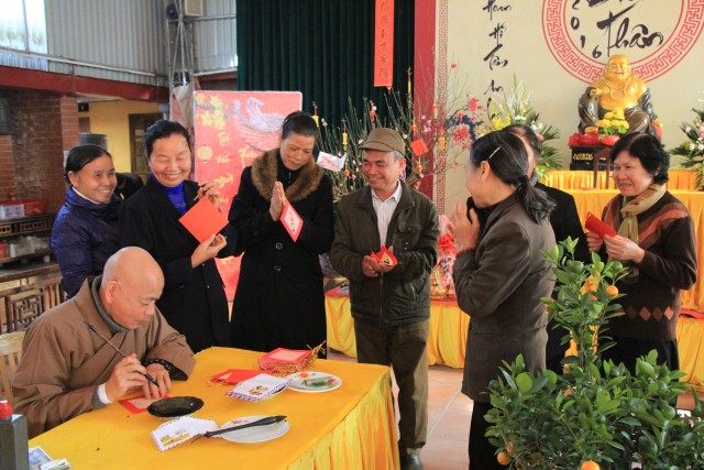 Thái Bình: Không khí đón Xuân tại chùa Từ Xuyên trong ngày Mồng Một Tết