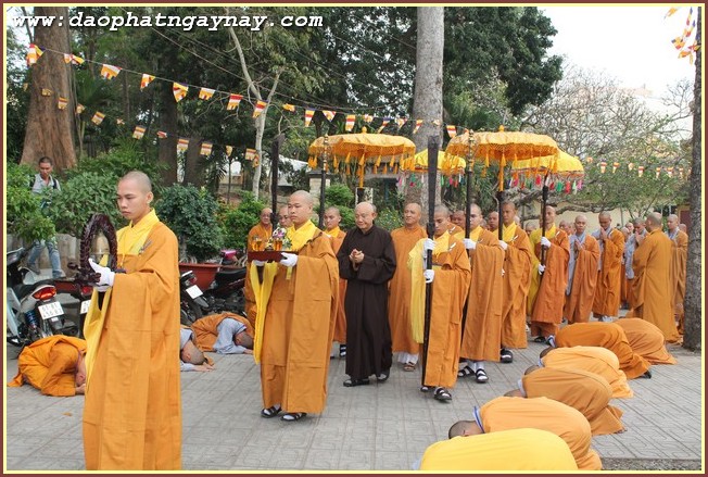Bình Dương: Đại Giới Đàn Trí Tịnh - Ngày thứ 2 : Giới tử phát lồ sám hối và thọ giới