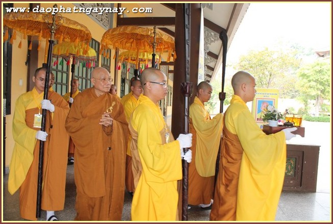 Bình Dương: Đại Giới Đàn Trí Tịnh - Ngày thứ 2 : Giới tử phát lồ sám hối và thọ giới