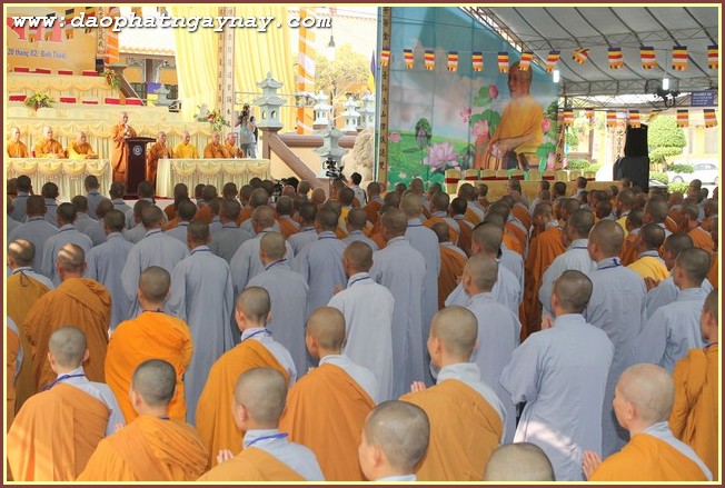 Bình Dương: Đại Giới Đàn Trí Tịnh - Ngày thứ 2 : Giới tử phát lồ sám hối và thọ giới