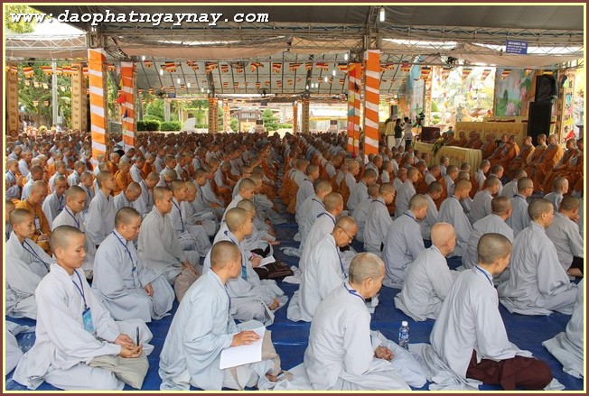 Bình Dương: Đại Giới Đàn Trí Tịnh - Ngày thứ 2 : Giới tử phát lồ sám hối và thọ giới