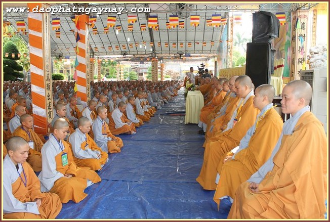 Bình Dương: Đại Giới Đàn Trí Tịnh - Ngày thứ 2 : Giới tử phát lồ sám hối và thọ giới