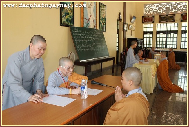 Bình Dương: Đại Giới Đàn Trí Tịnh - Ngày thứ 2 : Giới tử phát lồ sám hối và thọ giới