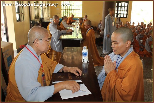 Bình Dương: Đại Giới Đàn Trí Tịnh - Ngày thứ 2 : Giới tử phát lồ sám hối và thọ giới