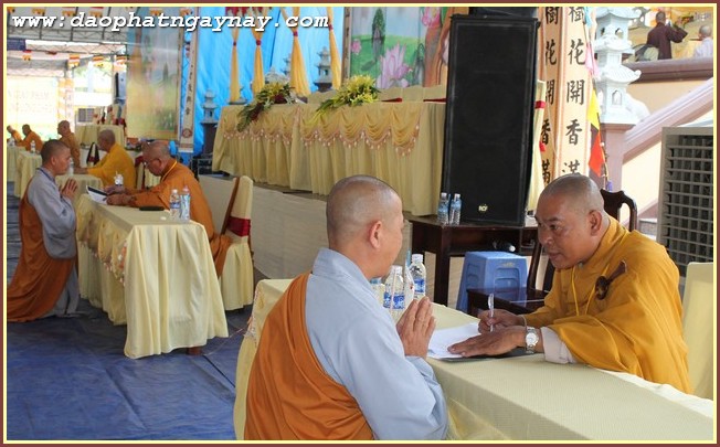 Bình Dương: Đại Giới Đàn Trí Tịnh - Ngày thứ 2 : Giới tử phát lồ sám hối và thọ giới